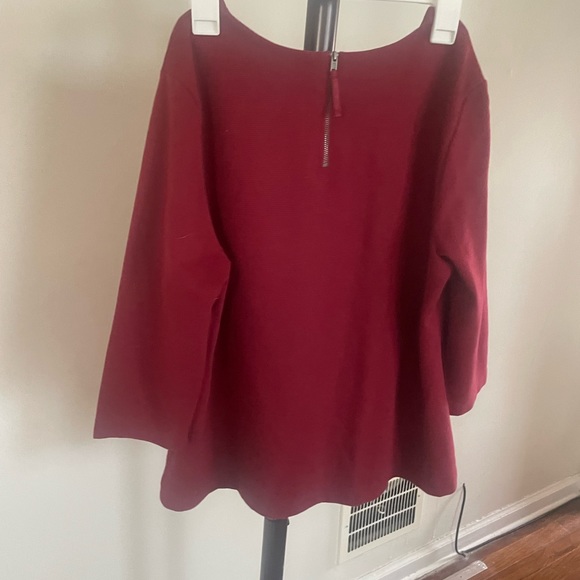Women’s burgundy top - Picture 3 of 3